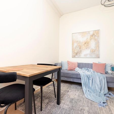 Apartament Joivy Modern Flat In City Centre - For Up To 3 Guests Edynburg Zewnętrze zdjęcie