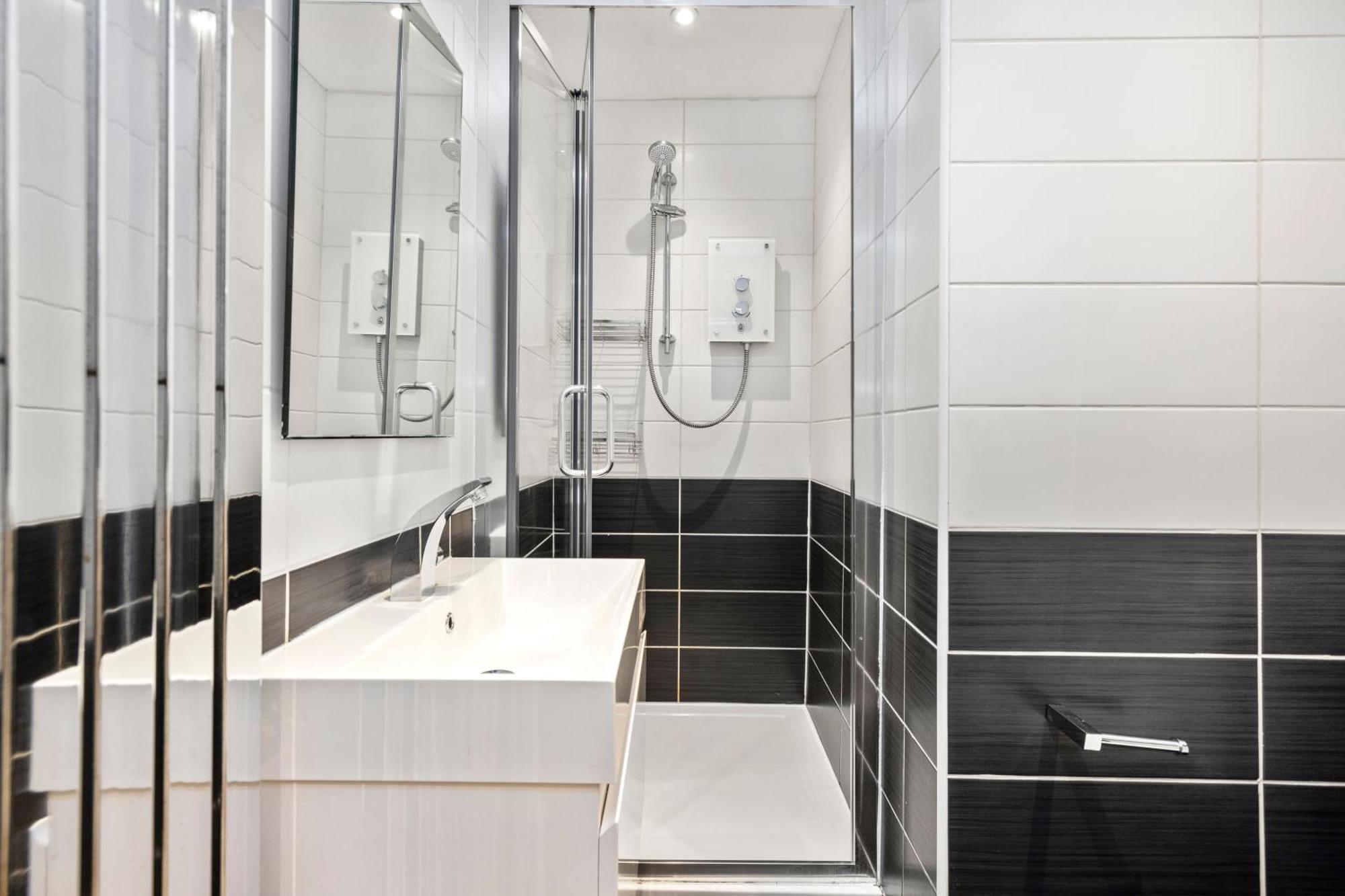 Apartament Joivy Modern Flat In City Centre - For Up To 3 Guests Edynburg Zewnętrze zdjęcie