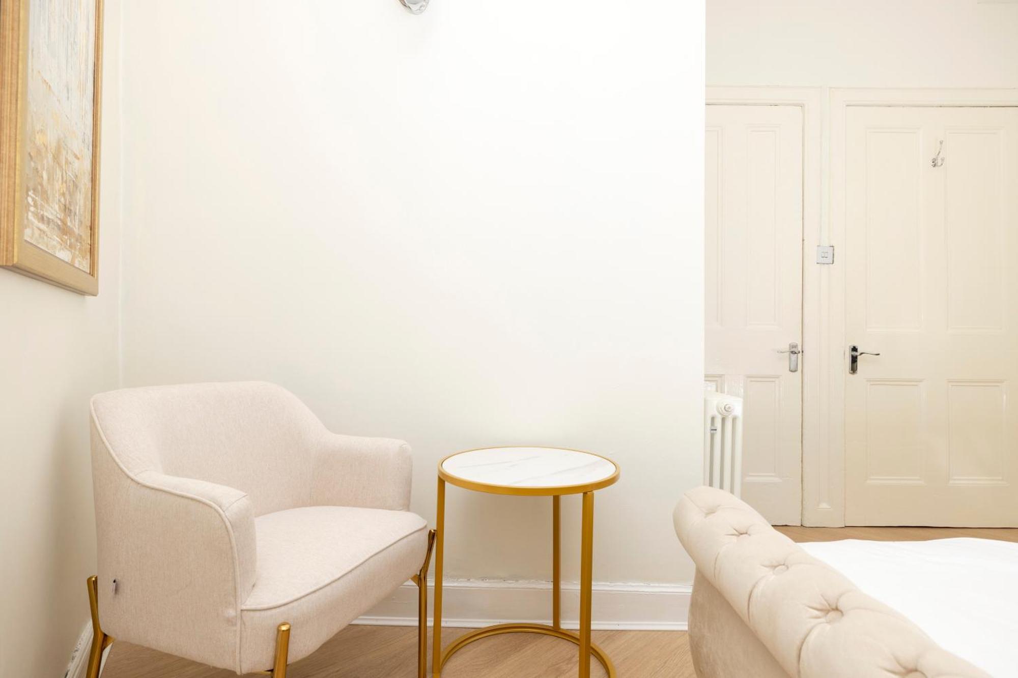 Apartament Joivy Modern Flat In City Centre - For Up To 3 Guests Edynburg Zewnętrze zdjęcie