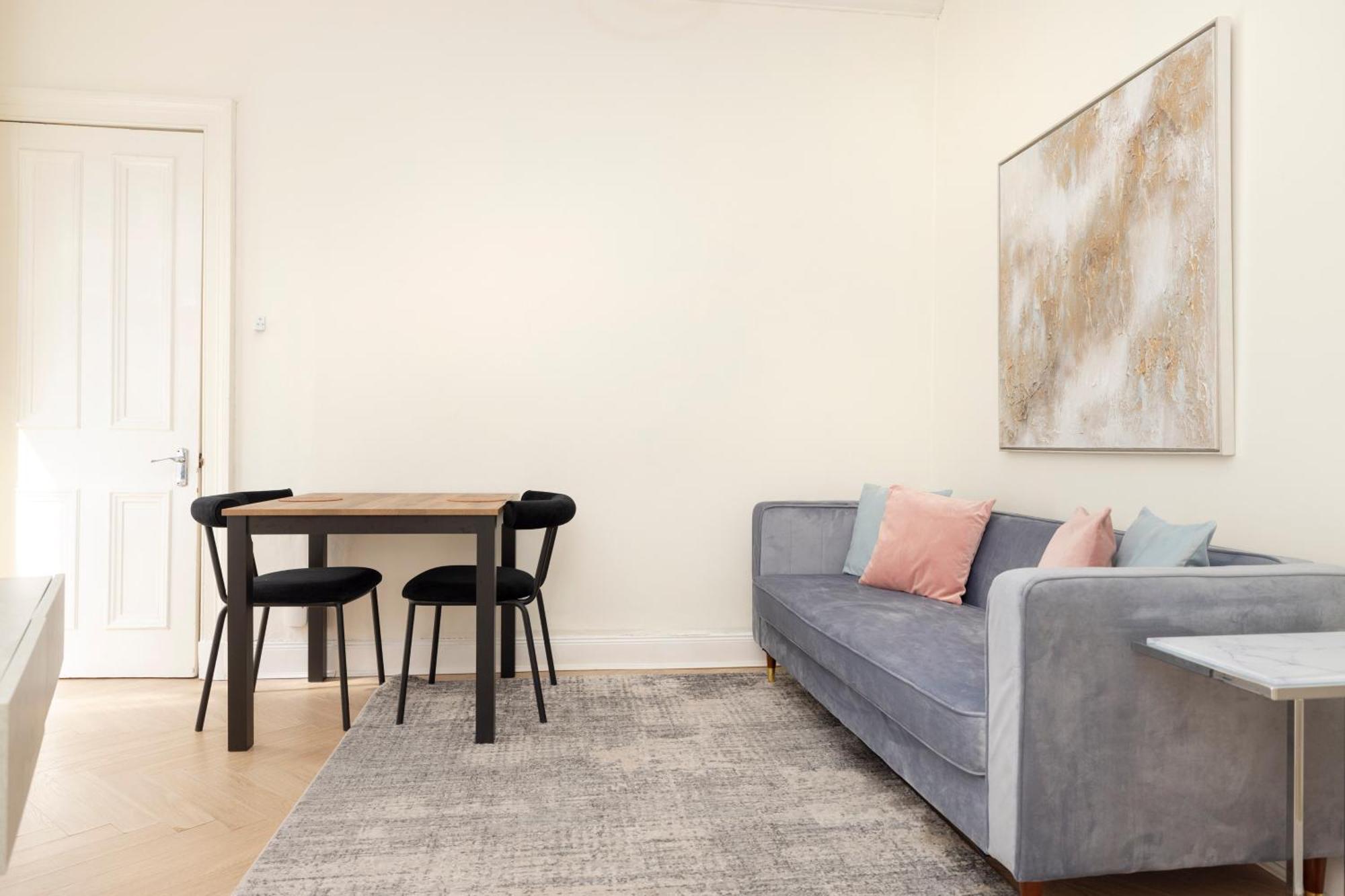 Apartament Joivy Modern Flat In City Centre - For Up To 3 Guests Edynburg Zewnętrze zdjęcie