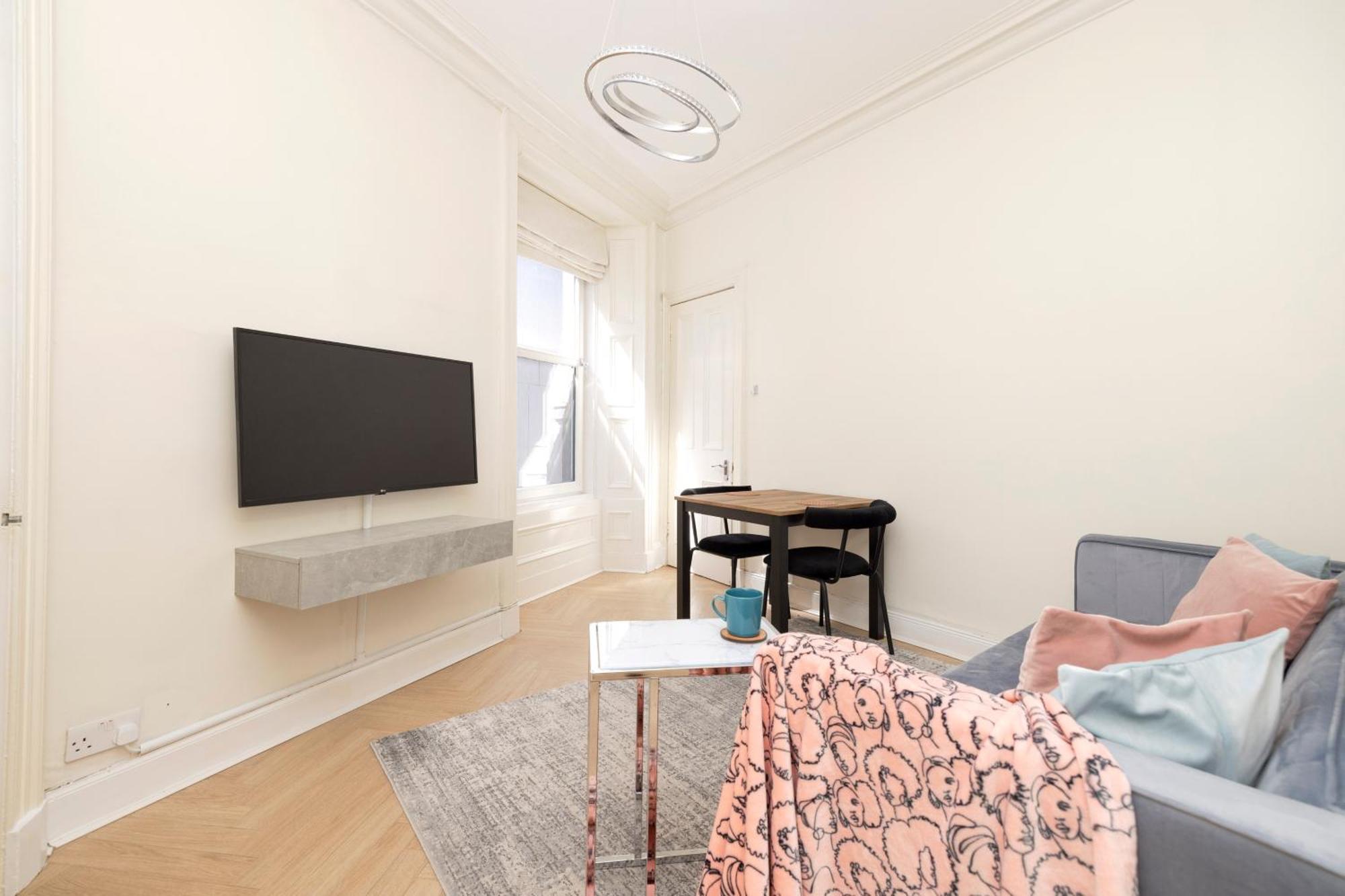 Apartament Joivy Modern Flat In City Centre - For Up To 3 Guests Edynburg Zewnętrze zdjęcie