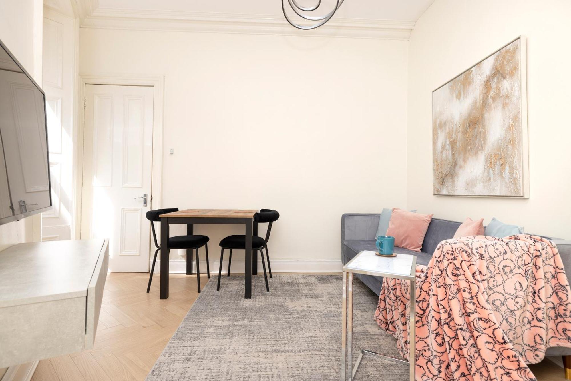 Apartament Joivy Modern Flat In City Centre - For Up To 3 Guests Edynburg Zewnętrze zdjęcie