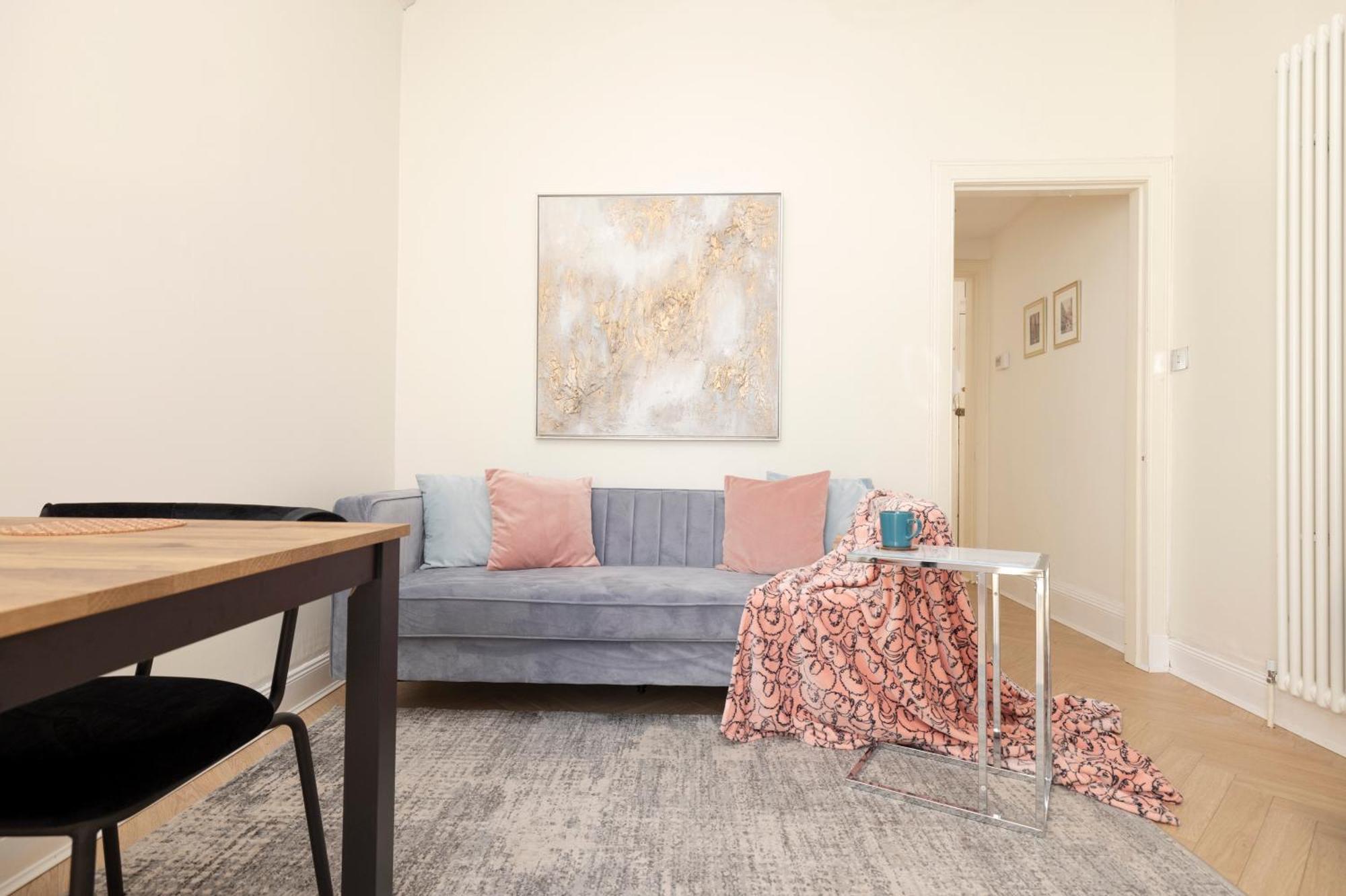 Apartament Joivy Modern Flat In City Centre - For Up To 3 Guests Edynburg Zewnętrze zdjęcie